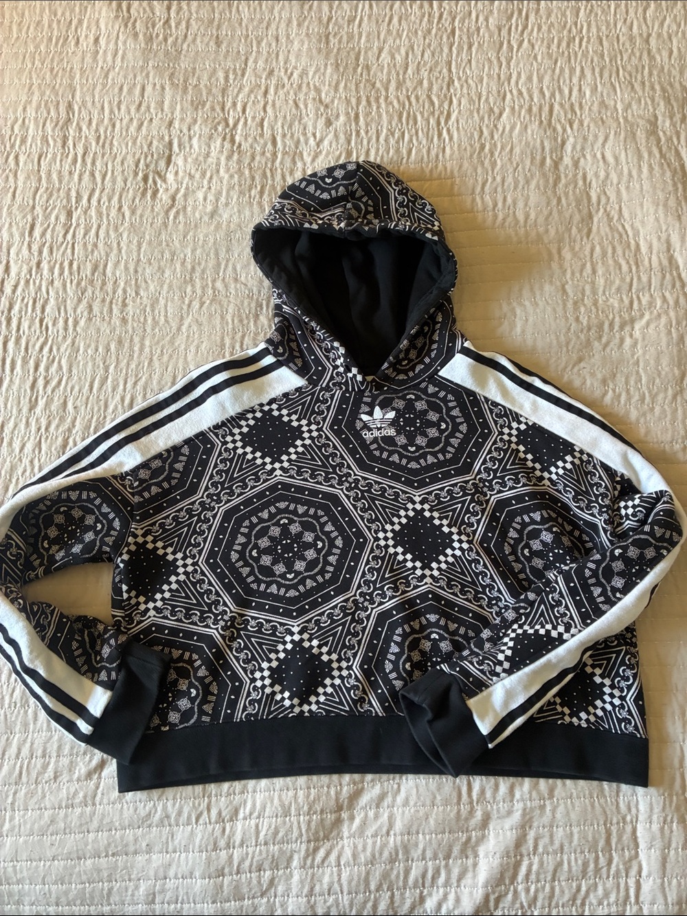Adidas kaleidoscope Bandana hoodie M